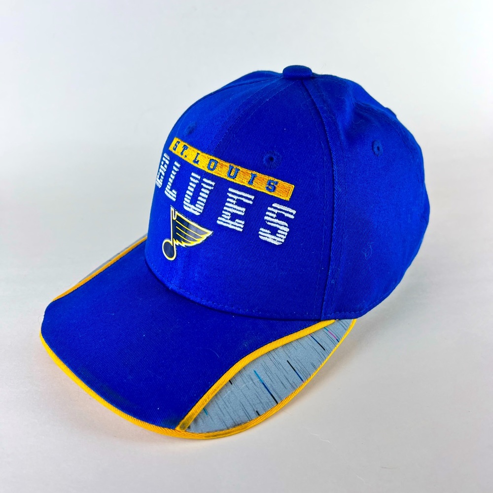 St Louis Blue NHL Hat Youth Boys Adjustable Blue Yellow Retro SnapBack.